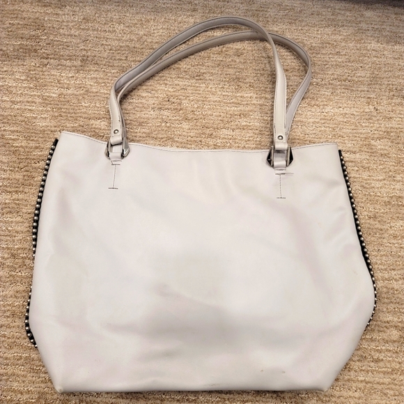 Max Studio Tote Bag - Picture 10 of 16